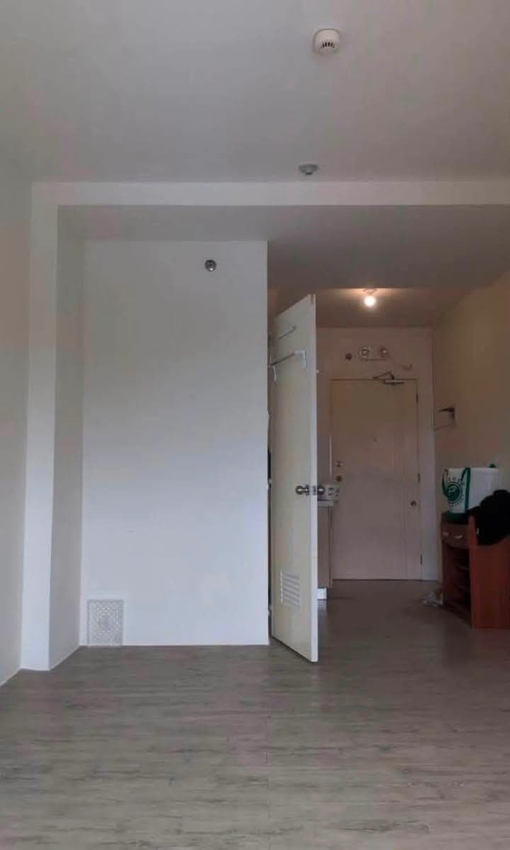 RUSH CONDO FOR RENT – AMAIA STEPS ALABANG - photo 2