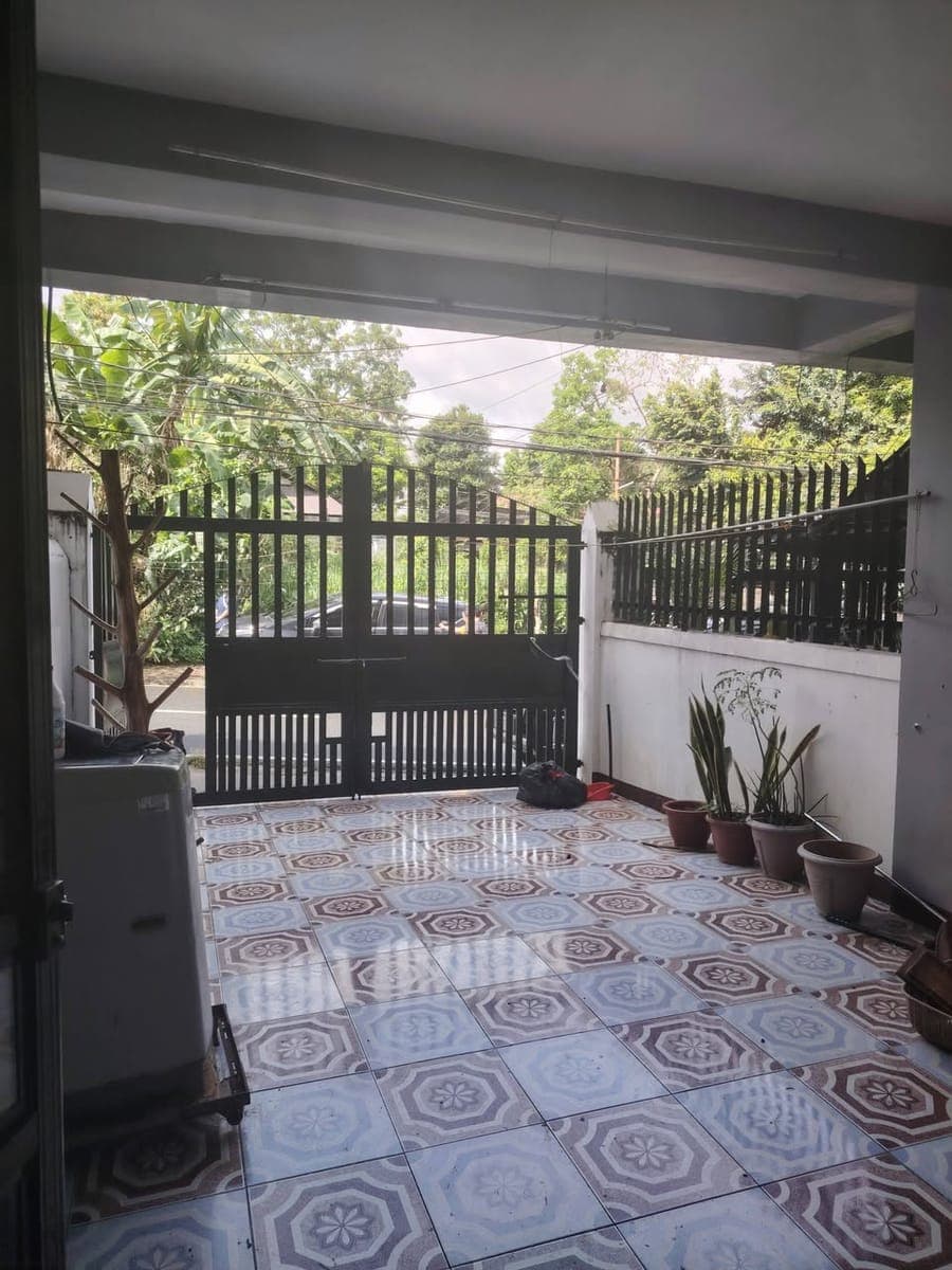 Townhouse for Rent - photo 2