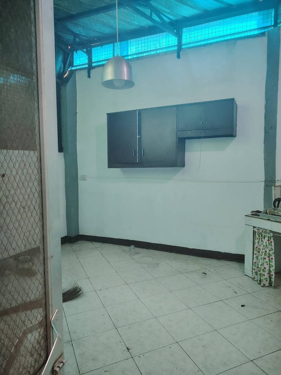 Townhouse for Rent - photo 4