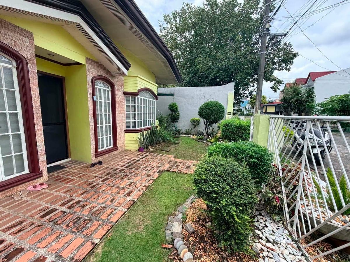 HOUSE FOR RENT / SALE - photo 1