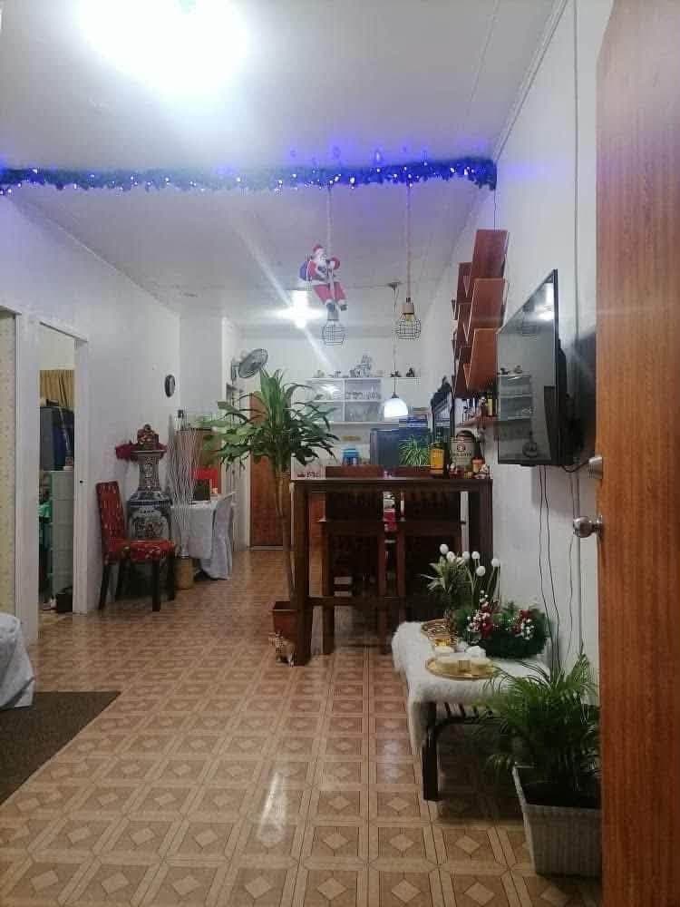 Female Bed Space available (Preferrably working sa office)🏡 - photo 2