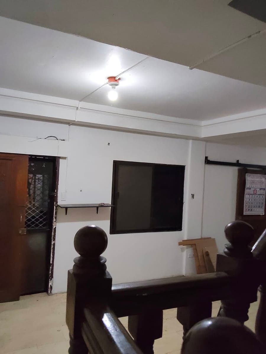 House for rent,2br sa taas up and down,1 month advance,2months dep. 2 motor park,no 4wheels,Marikina village nangka - photo 1