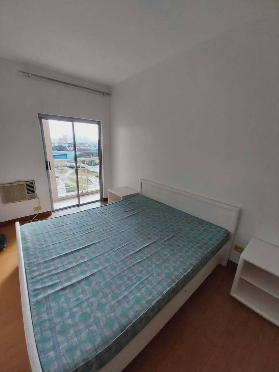 CONDO FOR RENT - photo 2