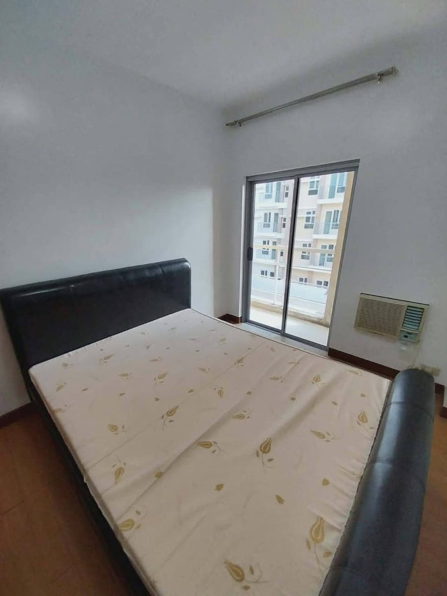 CONDO FOR RENT - photo 4