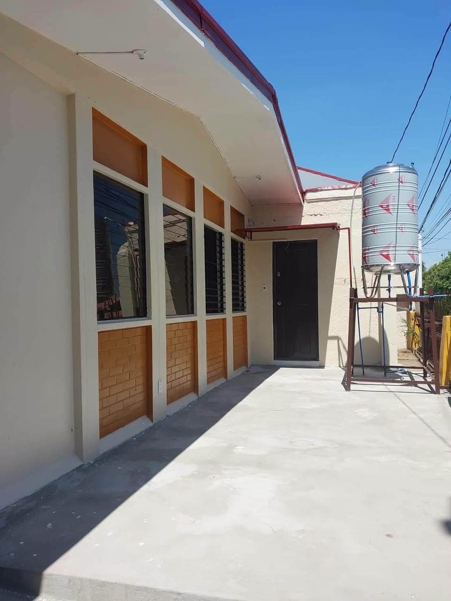 HOUSE FOR RENT!!! - photo 1