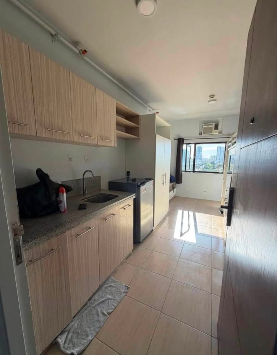 For RENT or for sale (Filinvest Alabang) - photo 2