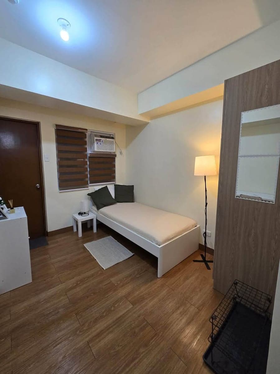 FOR RENT - FULLY FURNISHED - BRAND NEW UNIT - photo 1