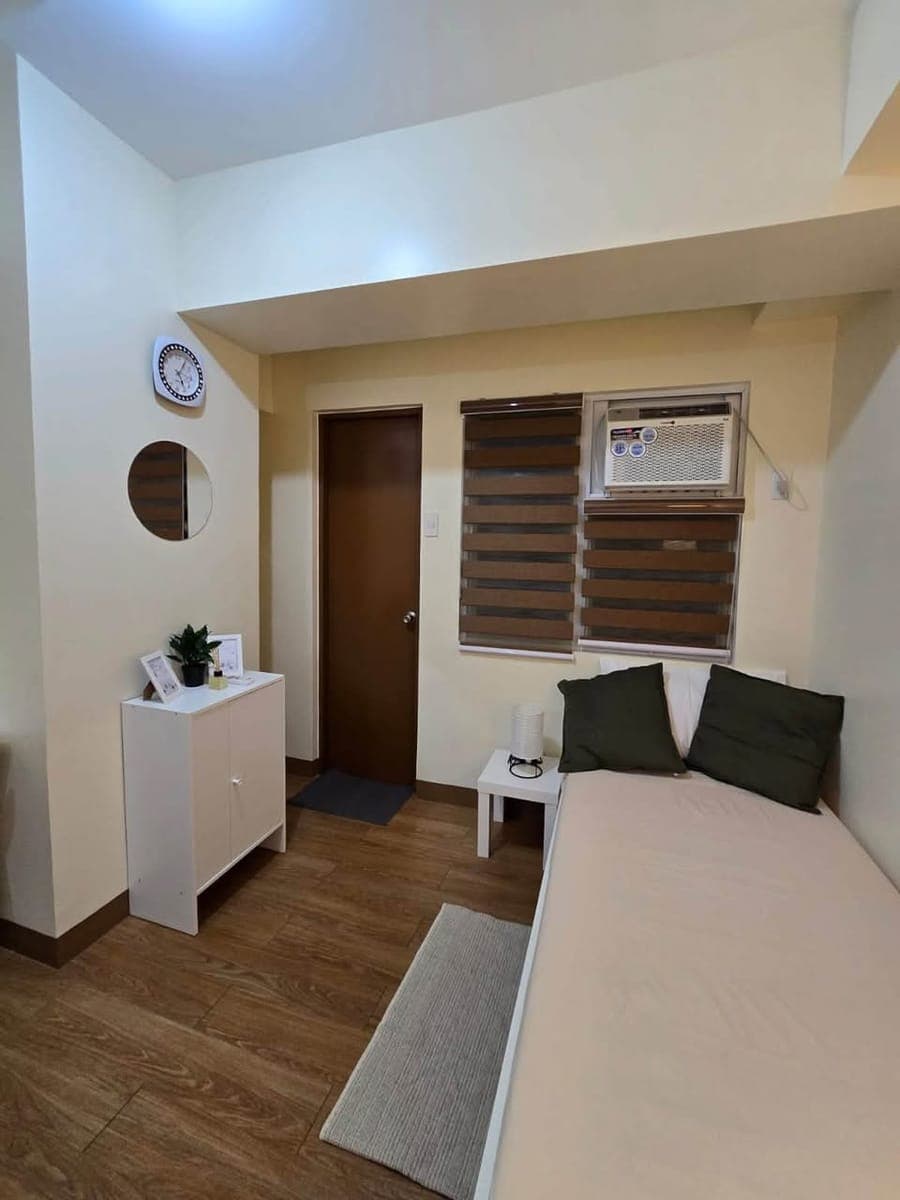 FOR RENT - FULLY FURNISHED - BRAND NEW UNIT - photo 2