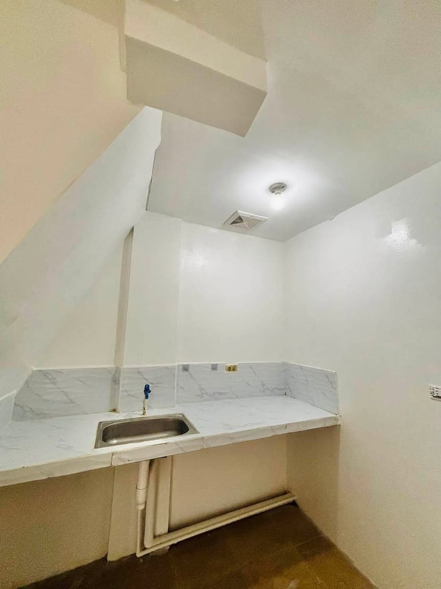 APARTMENT FOR RENT - photo 4