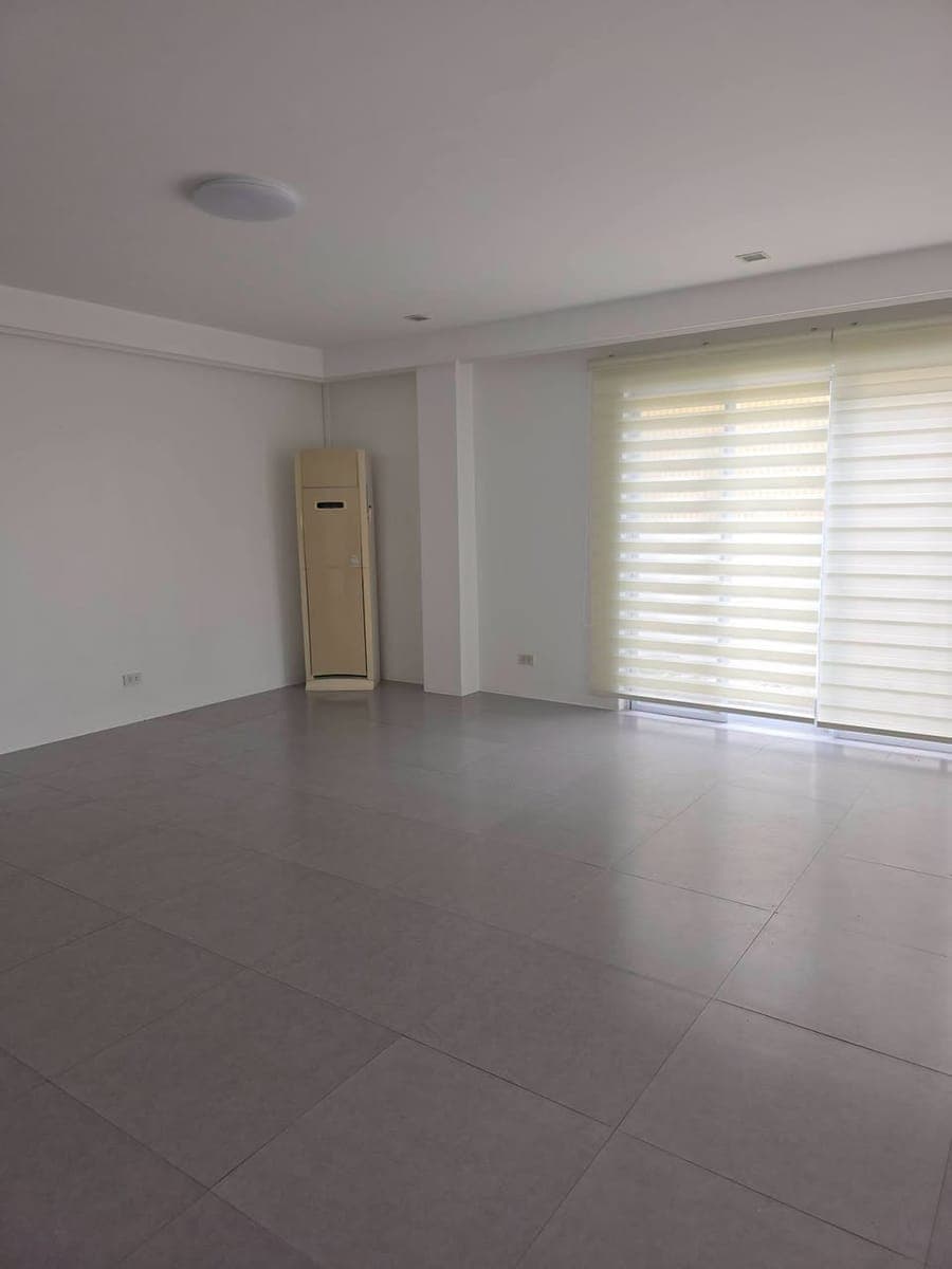 HOUSE FOR RENT - photo 3