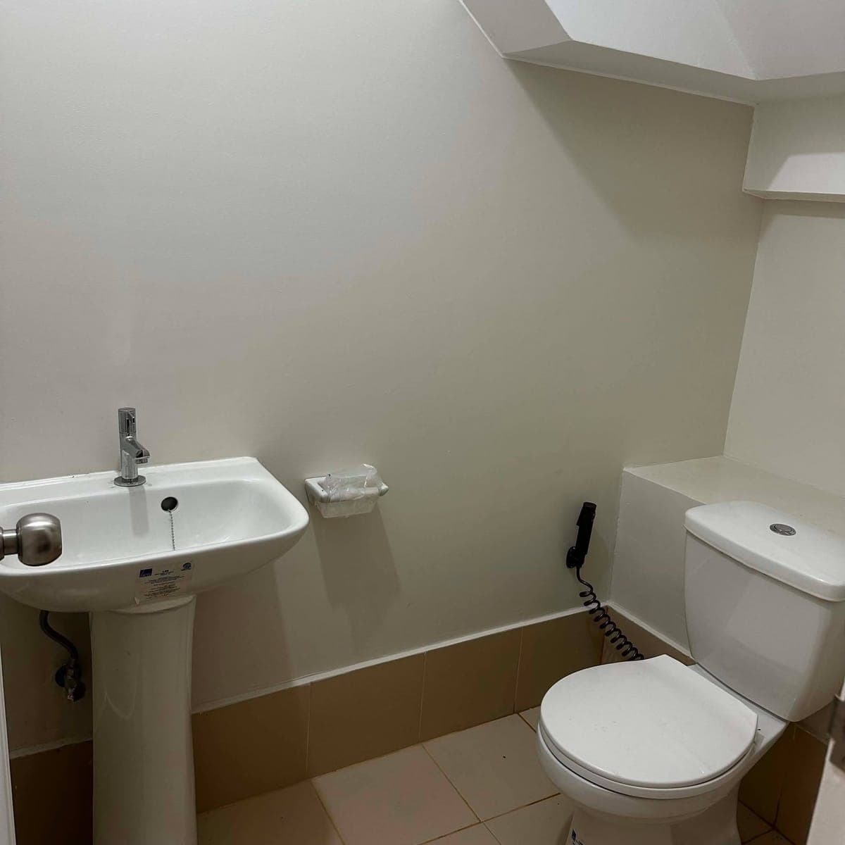 🏡 FOR RENT: FULLY FURNISHED 2-STOREY HOUSE - photo 5