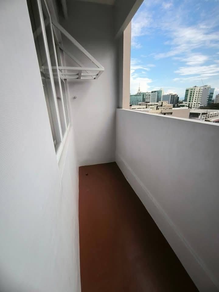 FOR RENT STUDIO TYPE CONDO IN ALABANG - photo 5