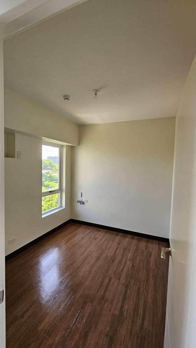 1 BEDROOM bare unit❕RUSH FOR RENT ❗️ - photo 2