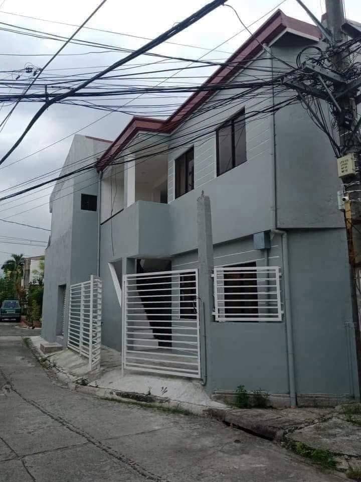🏠 Las Pinas Room for Rent walking Distance Savemore Along Marcos Alvarez & Las Pinas Medical Center!🏠 - photo 2