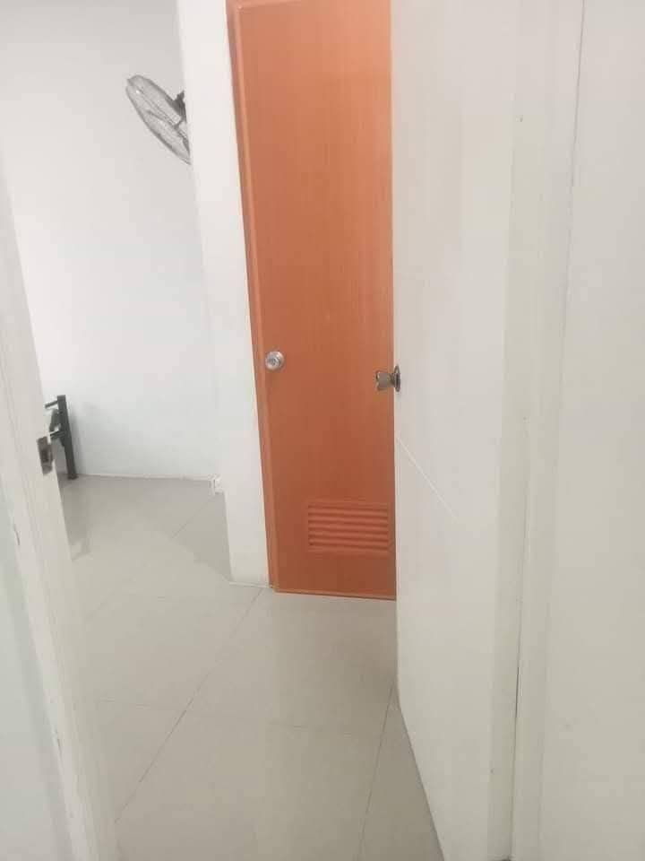 🏠 Las Pinas Room for Rent walking Distance Savemore Along Marcos Alvarez & Las Pinas Medical Center!🏠 - photo 3
