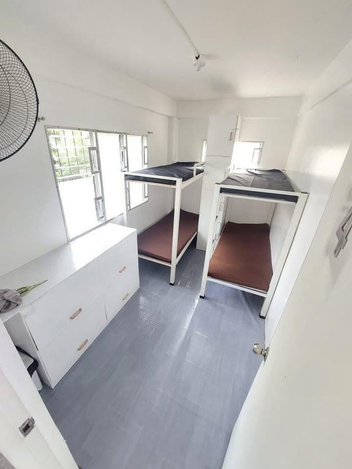 ROOM FOR RENT - Room is good for 1 or 2 person – WOMEN ONLY - photo 1