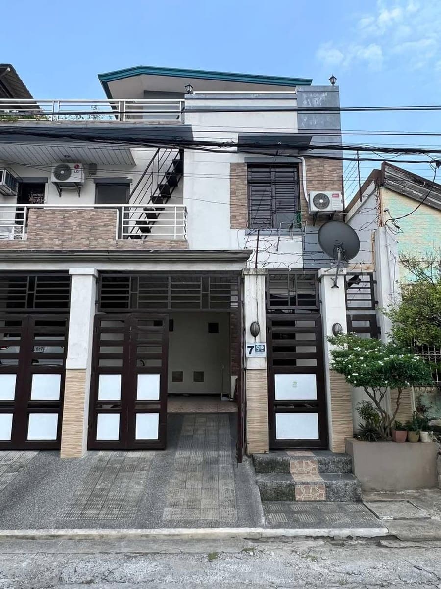 HOUSE FOR RENT - photo 1