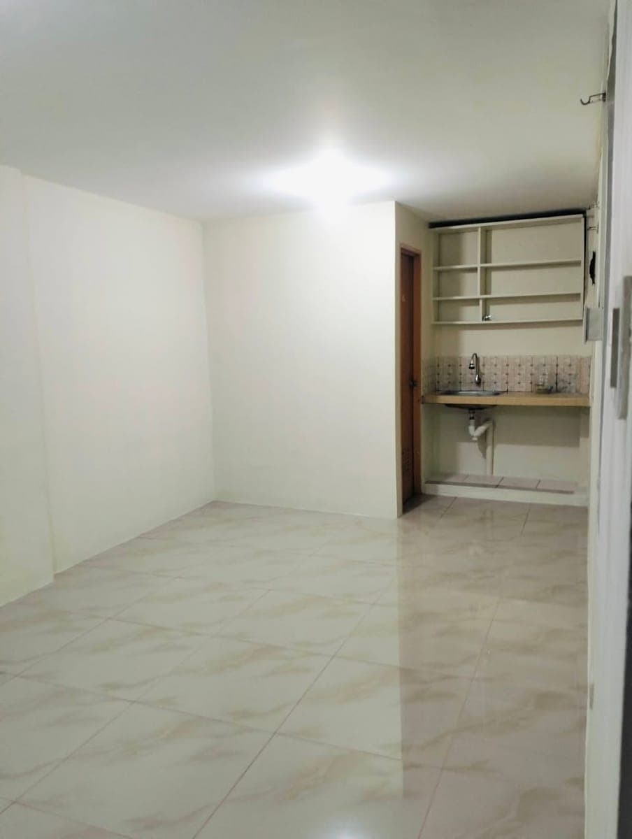 Apartment for Rent (studio type) - photo 2