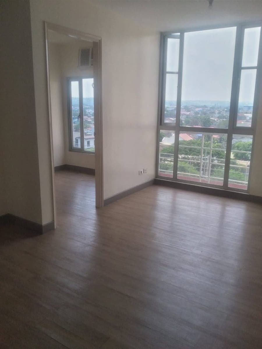 CONDO FOR RENT - photo 1
