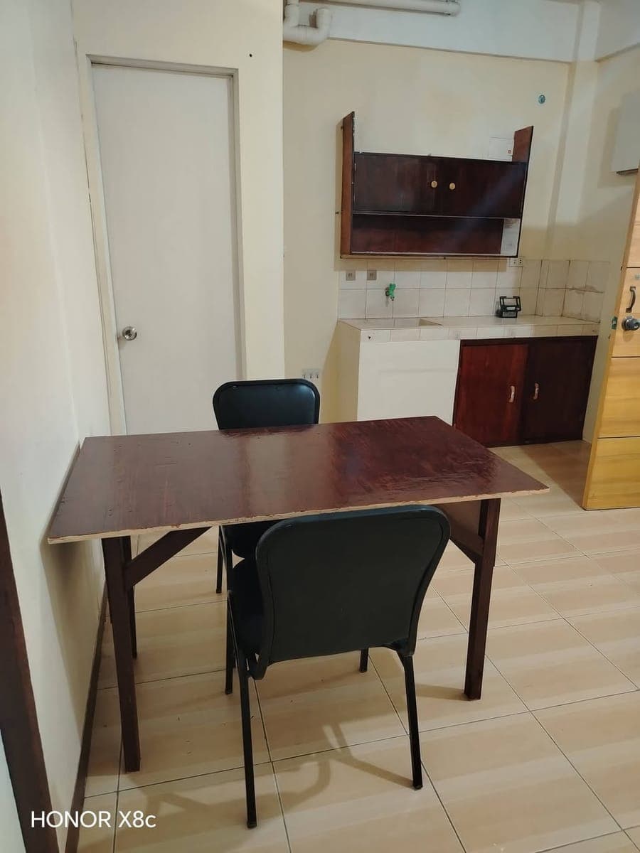 This post contains, Apartment For Rent located at Lopez Avenue corner ELDANDA street batong malake L... - photo 5