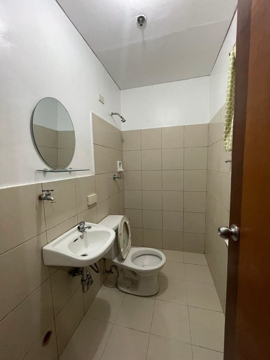**FULLY FURNISHED 18 SQM STUDIO UNIT FOR RENT — San Antonio Village, Pasig City** - photo 3