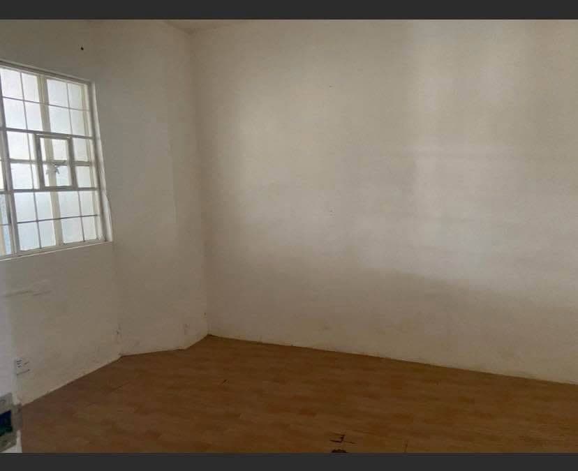 FOR RENT | Bungalow House - photo 2
