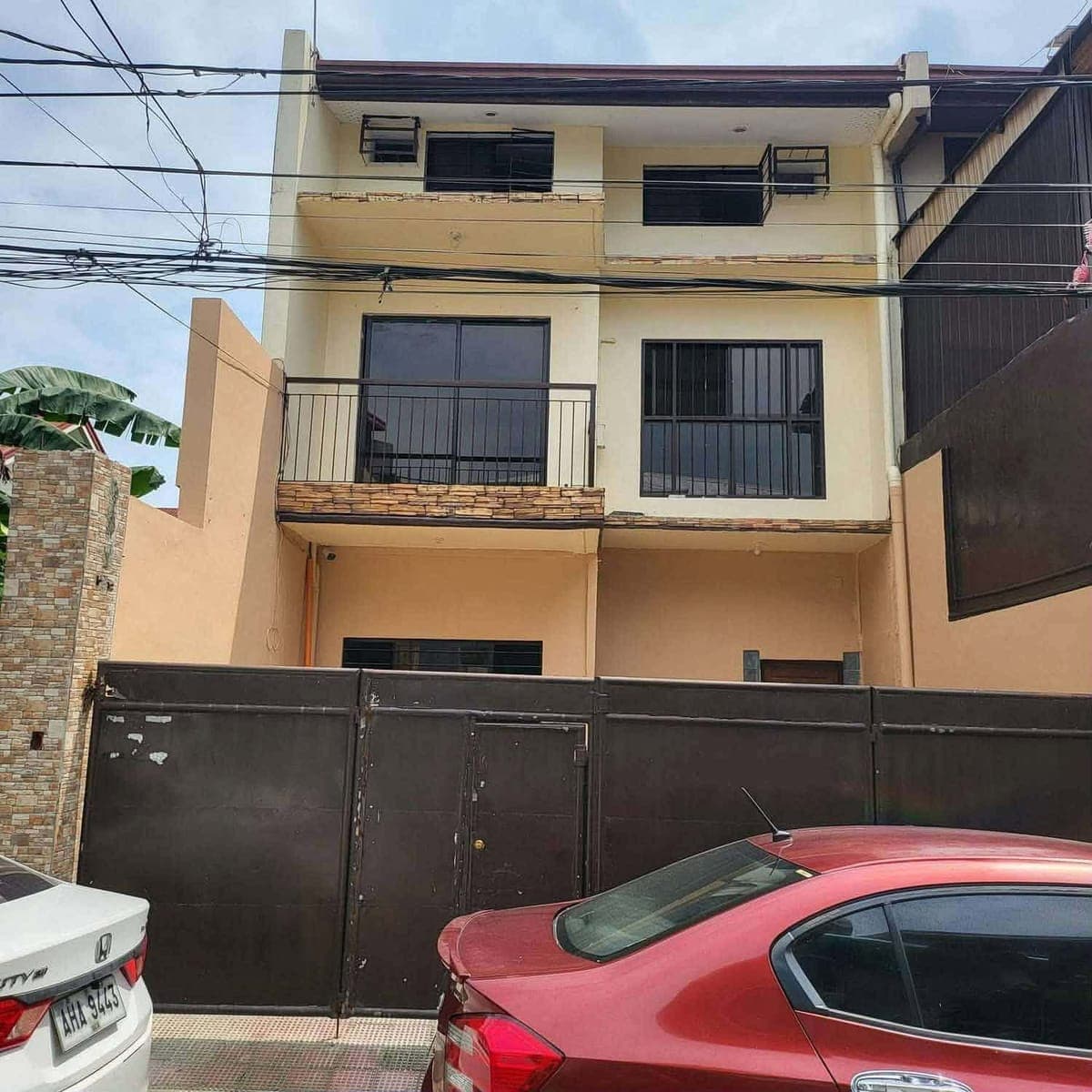 Available for  rent - photo 1