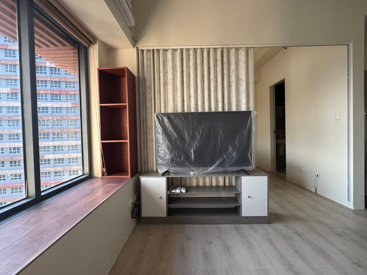 **FOR RENT: Fully Furnished 1-Bedroom Unit in The Levels (Anaheim Tower), Alabang!** 🏙️ - photo 2