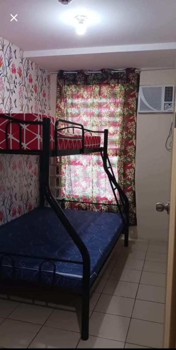 FOR RENT:CONDO SHARING SOLO ROOM PREFER SOLO FEMALE OR COUPLE - photo 1
