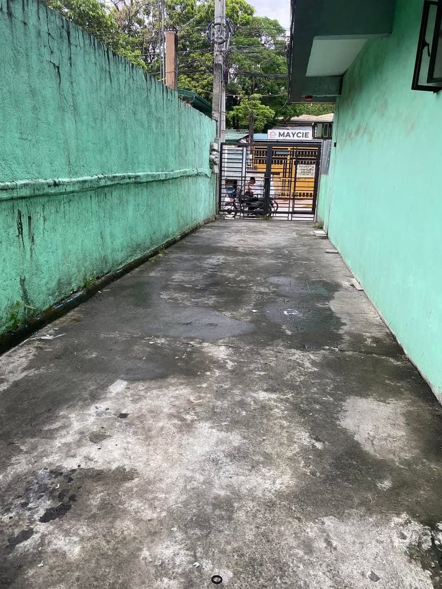 URGENT:2-Storey Unit Residential Space for Rent located at 21Fairlane st.Fairlane Subd.Concepcion 1... - photo 1