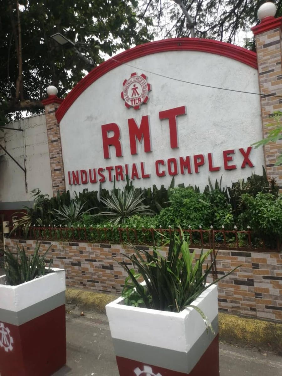 Sa mga nghhnap po ng paupahan po pm po nyo siya sa fb o pm po ako sa rmt po yan sa tunasan,muntinlup... - photo 3