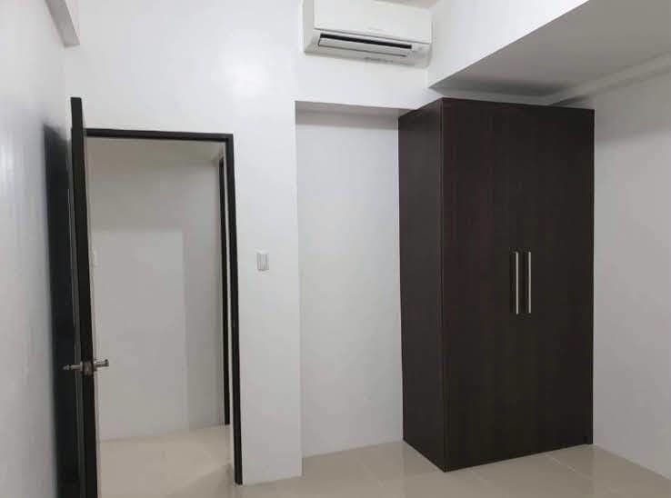 𝐅𝐎𝐑 𝐑𝐄𝐍𝐓: 1BR Bare  Unit with Parking at Bristol at Parkway Place, Alabang, Muntinlupa - photo 2