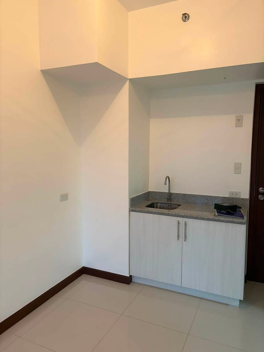 🏙️ NEWLY ACQUIRED | 1-BEDROOM CONDO UNIT FOR RENT 📍Marikina City - photo 2