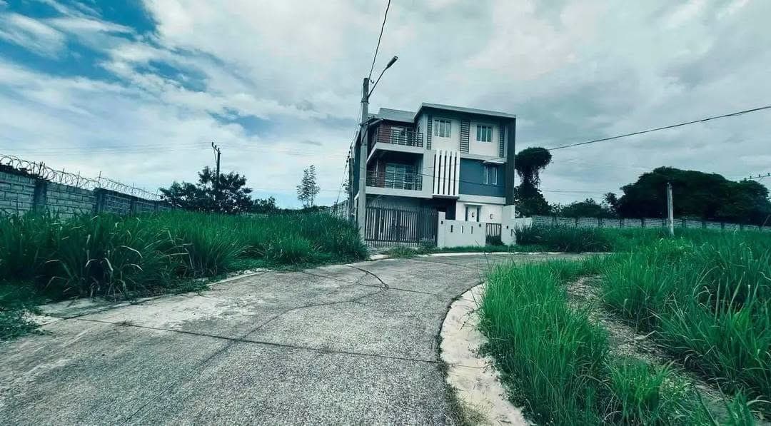 House for Rent or Sale ‼️ - photo 2