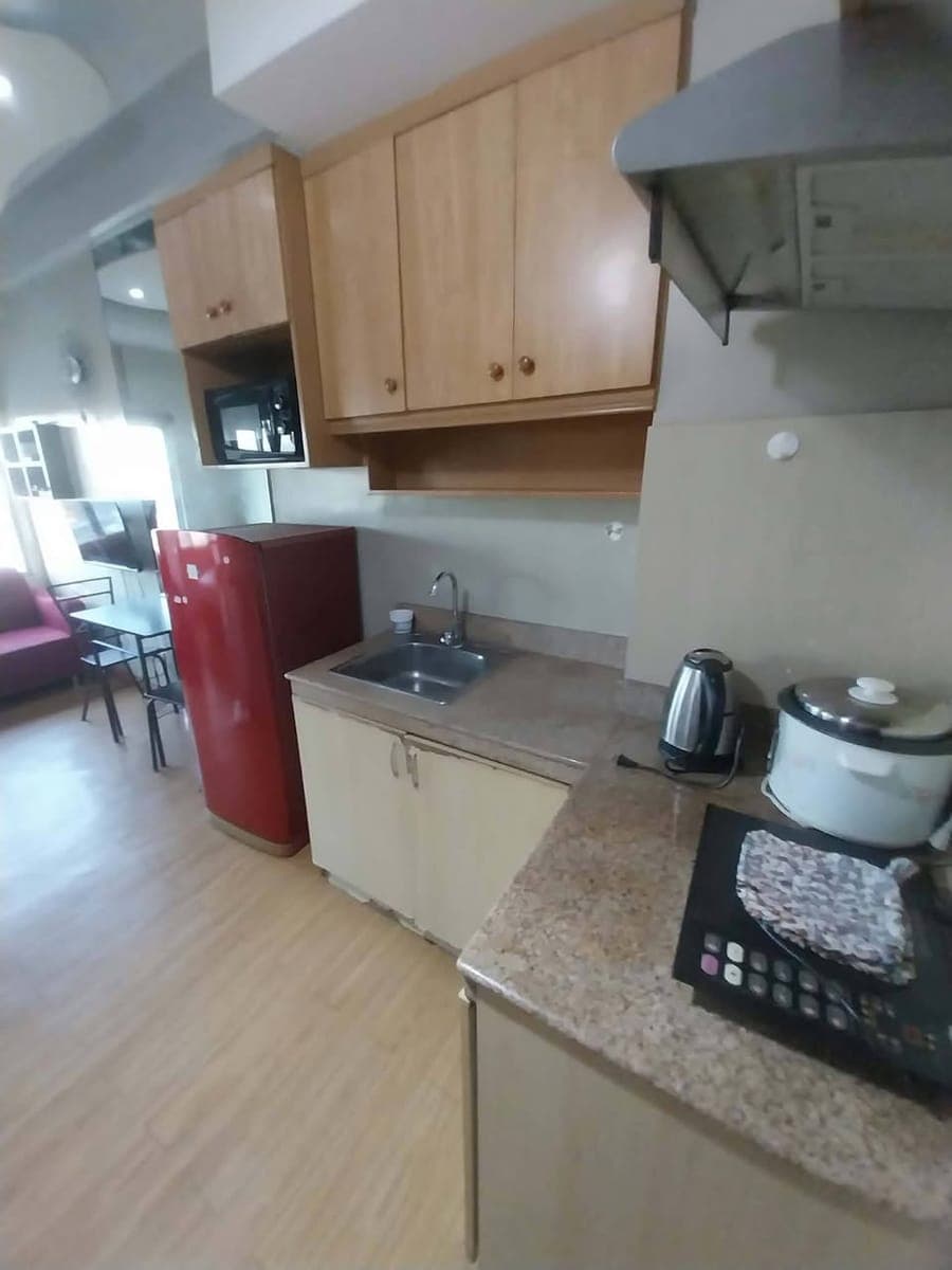 CONDO FOR RENT - photo 1