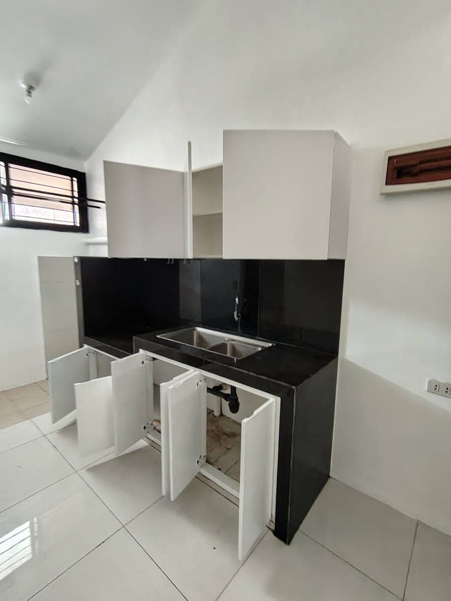 1BEDROOM APARTMENT UNIT FOR RENT - photo 5