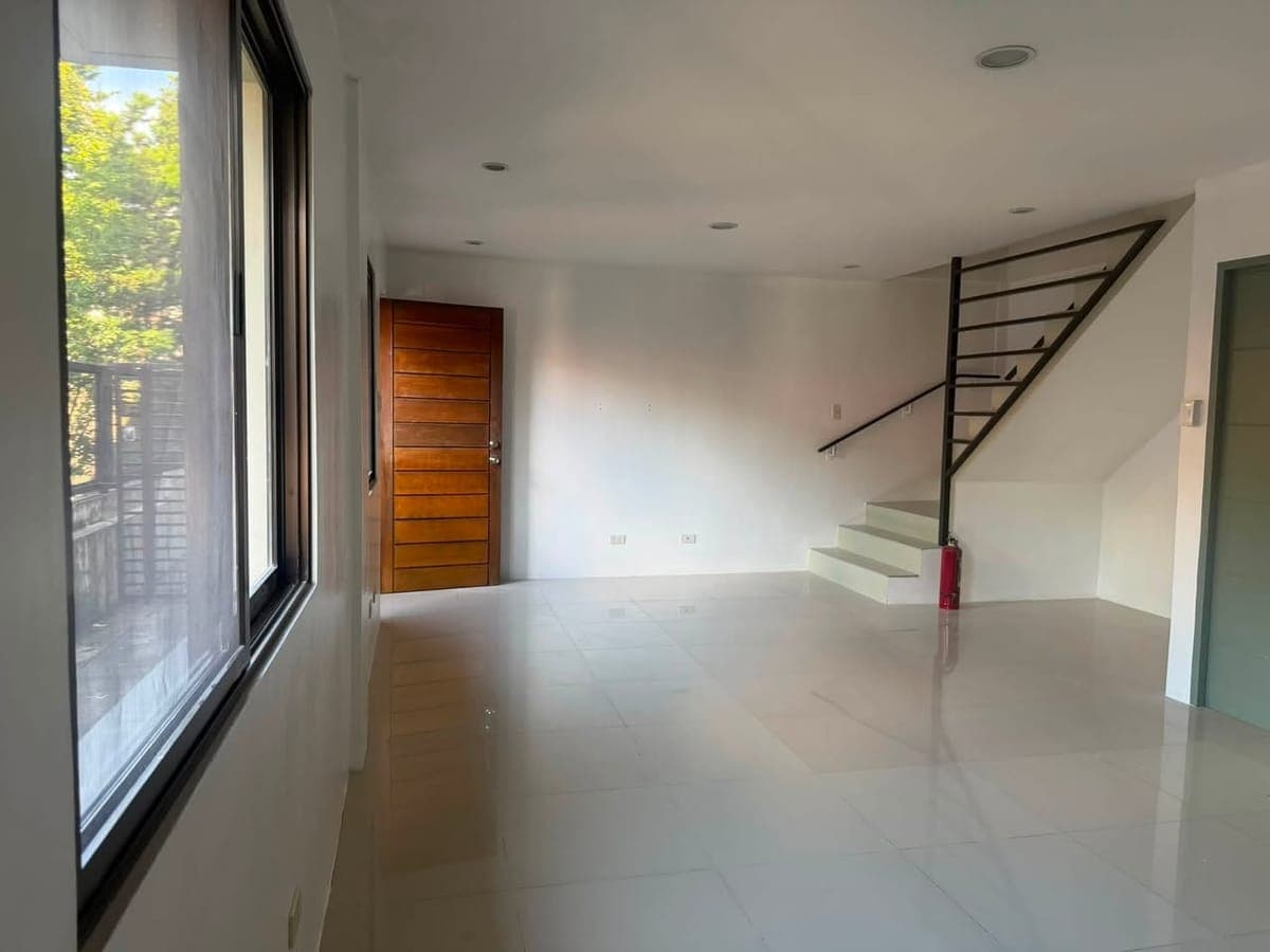 APARTMENT FOR RENT - photo 3
