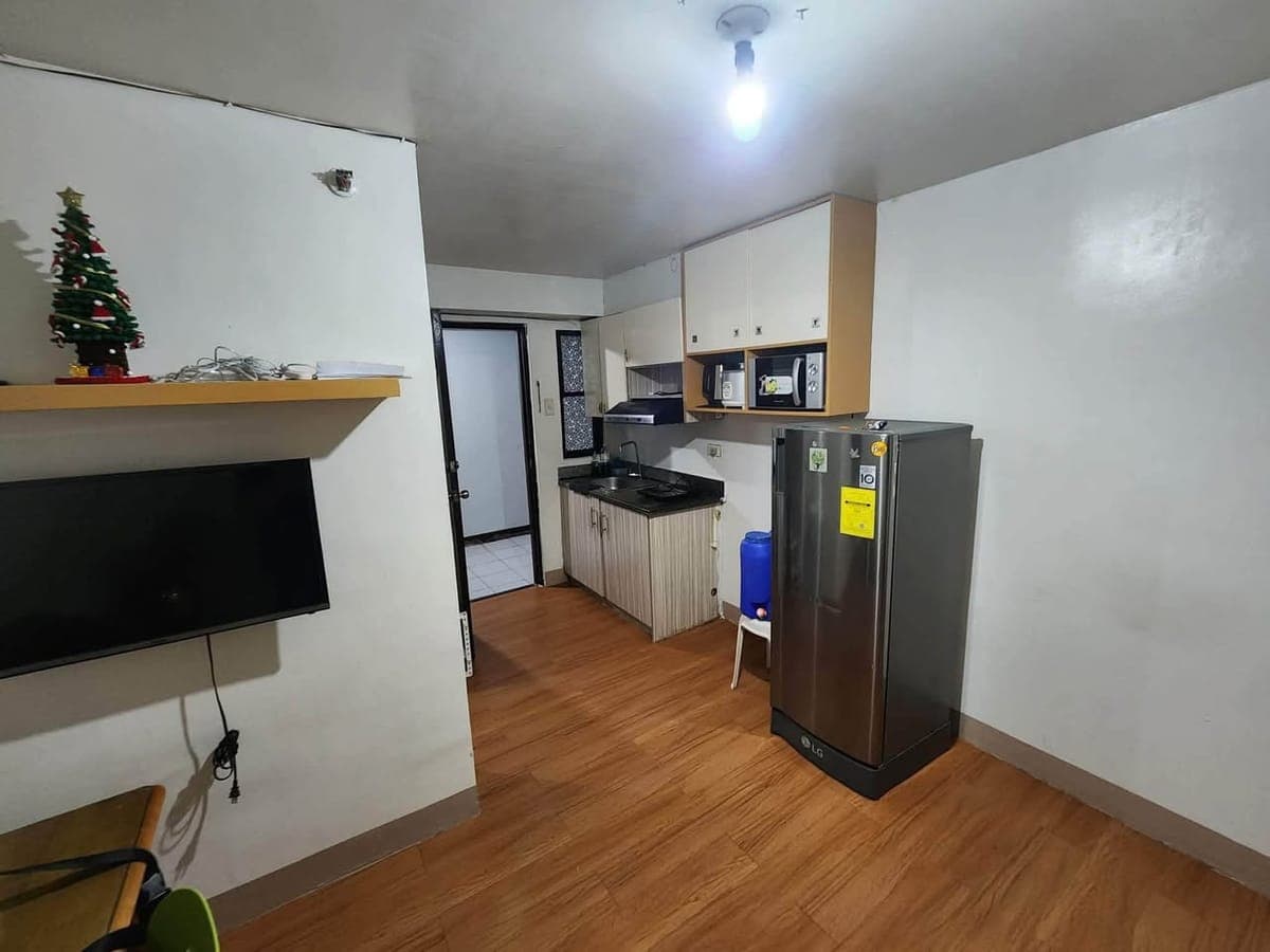 Condo for Rent near Alabang - photo 4