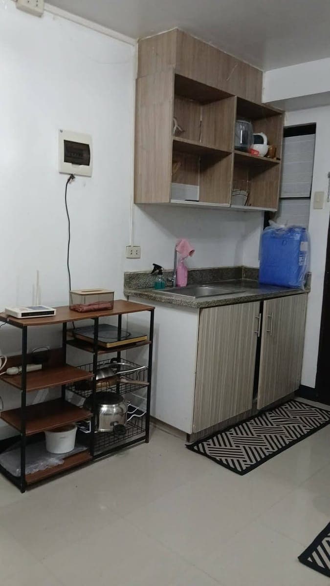 Condo for RENT fully furnished Airconditioned unit with Internet WiFi ready - photo 5