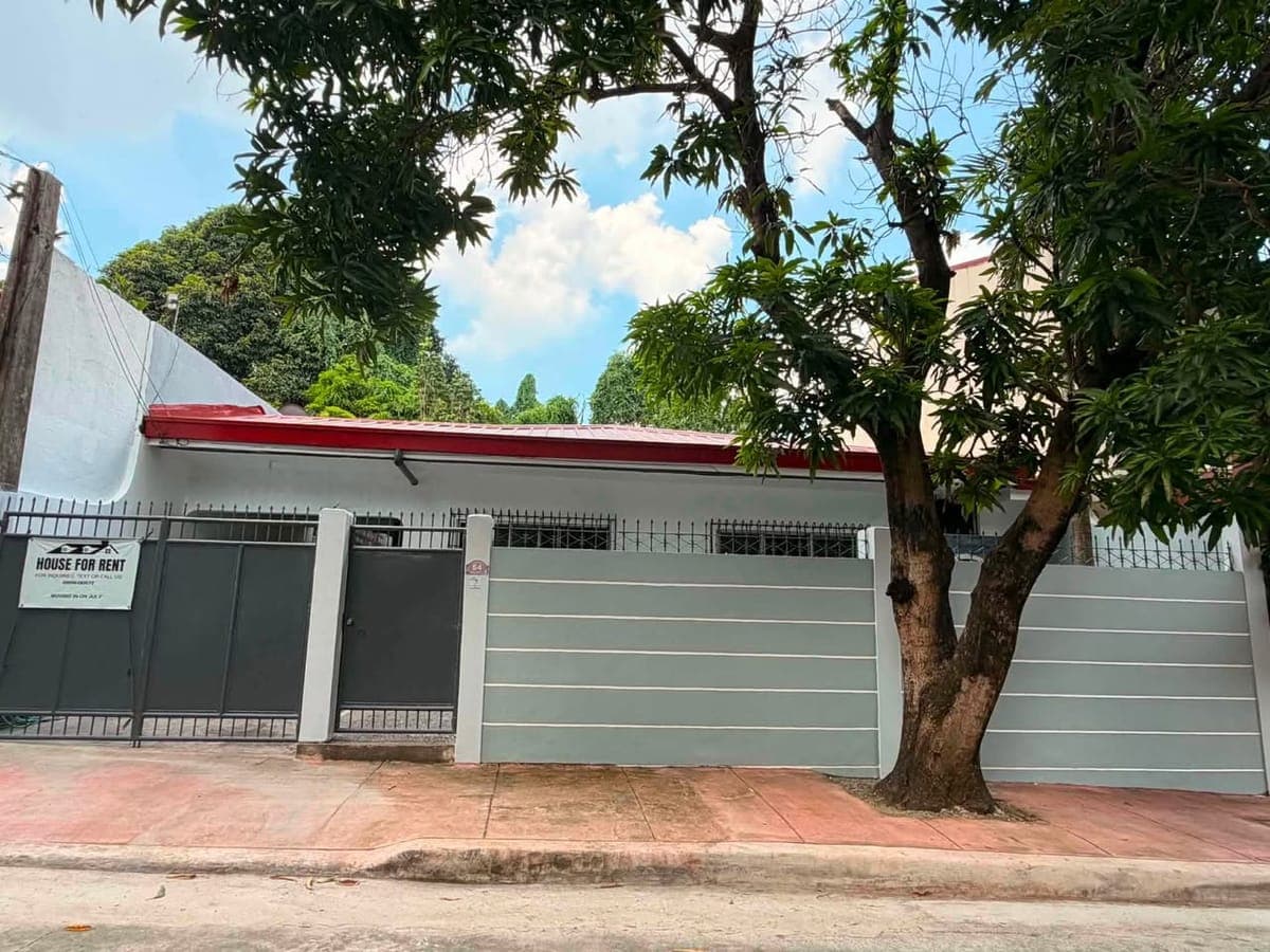 For Rent - photo 1