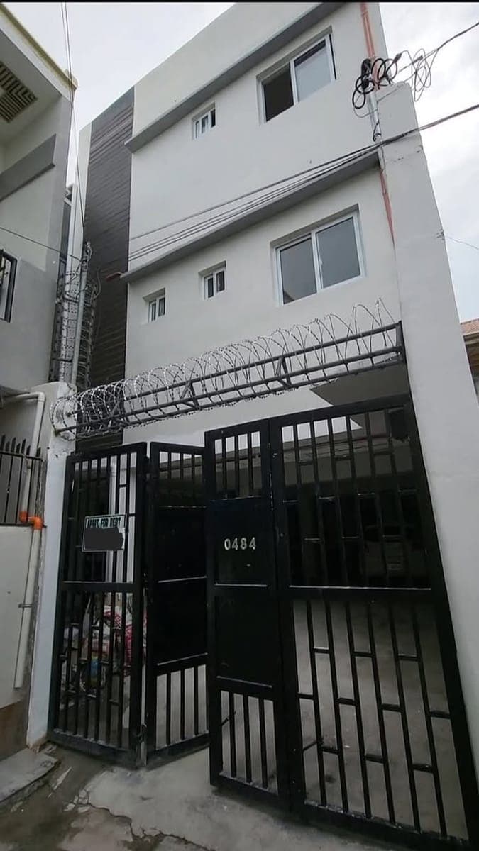 ‼️1 Ground unit available for 7,500. May viewing later. - photo 3