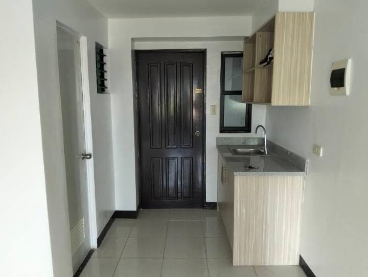 🏡 CONDO FOR RENT - photo 2