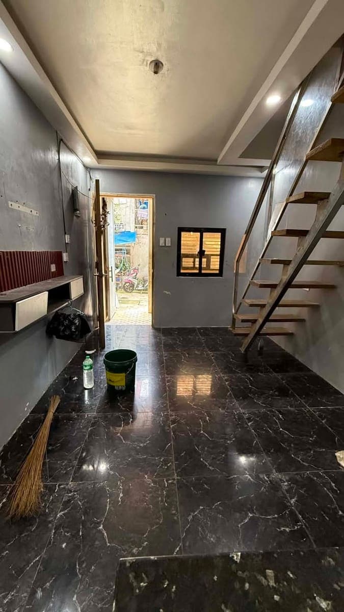 🏠 3-STOREY HOUSE FOR RENT / LEASE (1 to 2 Years Contract) 🏠 - photo 2