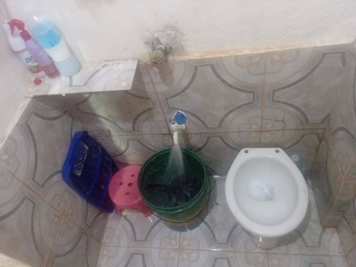 🏠 ROOM 4 RENT - - photo 2