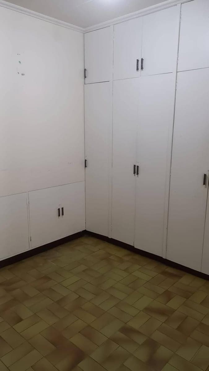 🏡 BUNGALOW HOUSE FOR LEASE - photo 3