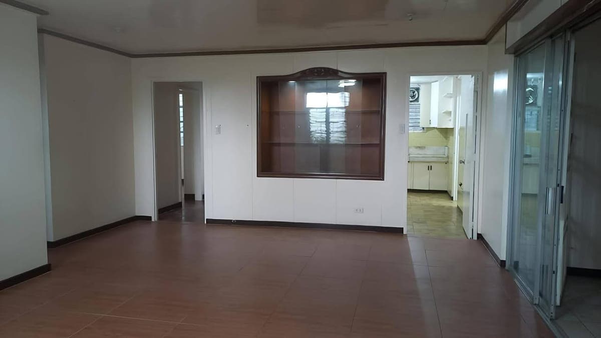 🏡 BUNGALOW HOUSE FOR LEASE - photo 5