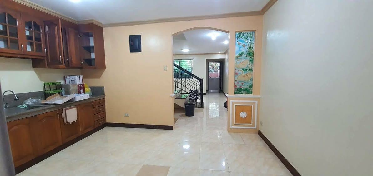 HOUSE FOR RENT - photo 2