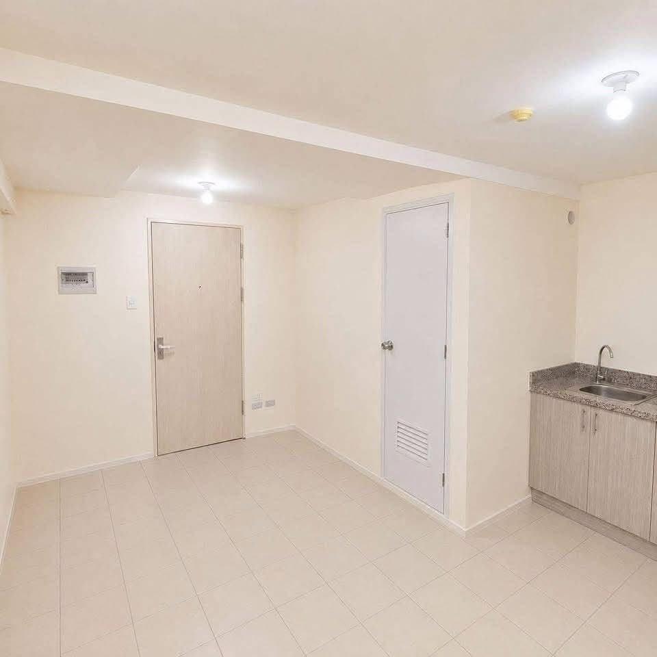 FOR RENT:  BARE UNIT OUTER UNIT✨ - photo 3