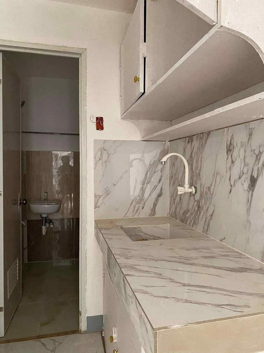 Permission to Post: APARTMENT FOR RENT - photo 2