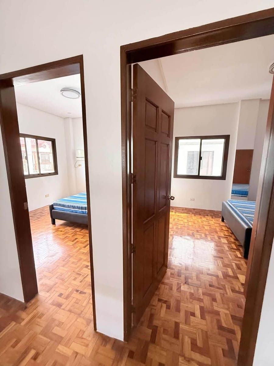 🏡 4BR SEMI-FURNISHED HOUSE FOR RENT - photo 2